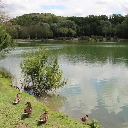 La Ferme Des Pierrettes Menneville