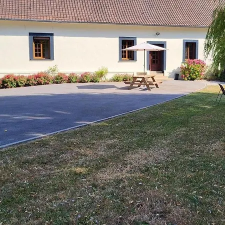 La Ferme Des Pierrettes Feriehus
